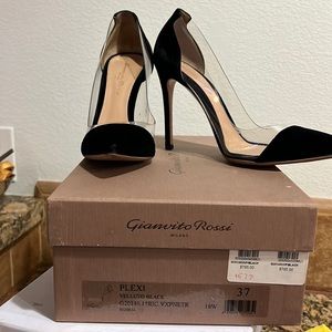 Gianvitto Rossi BEAUTIFUL black velvet heels. Size 37